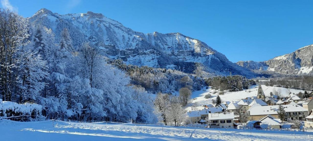 Le Gite Des Vagabonds Chichilianne ภายนอก รูปภาพ